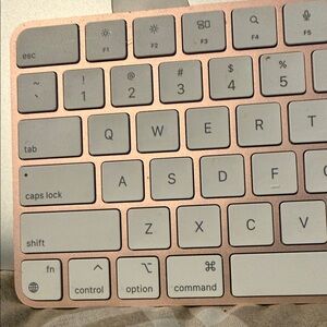 Rose gold apple Magic Keyboard